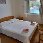 펜션 House Slavka Gdinj